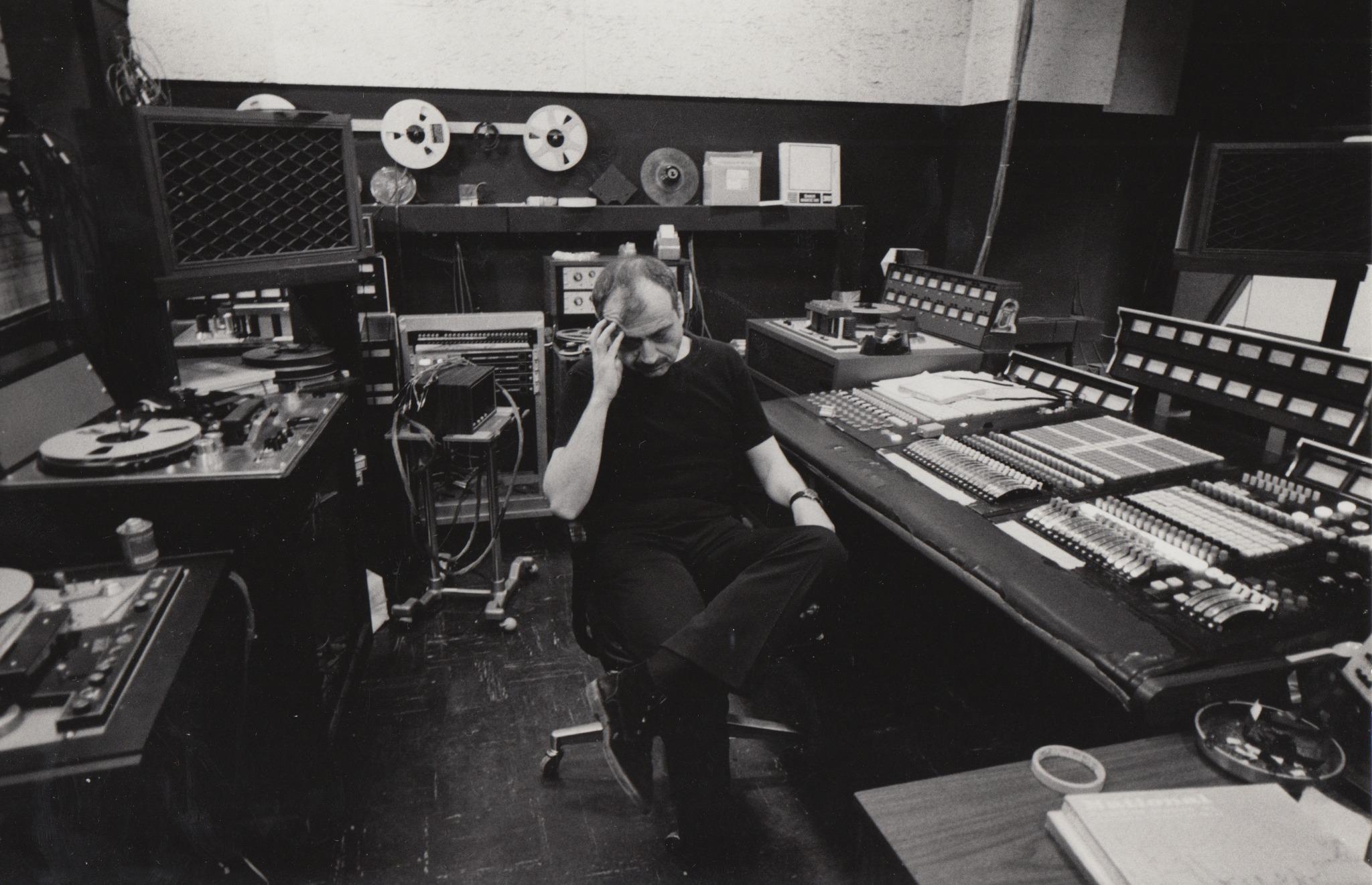 YEL, TOZ, PORTRELER: İlhan Mimaroğlu