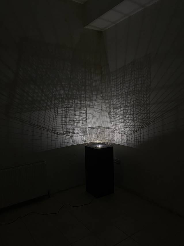 Yer değiştiren gölgede bir sanatçının düşleri