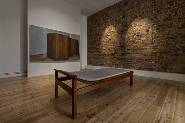 Merve Denizci,&nbsp;S&uuml;regelen b&uuml;t&uuml;n bu şeyler arasında&nbsp;sergisiden g&ouml;r&uuml;n&uuml;m, Martch Art Project izniyle, Fotoğraf: Zeynep Fırat