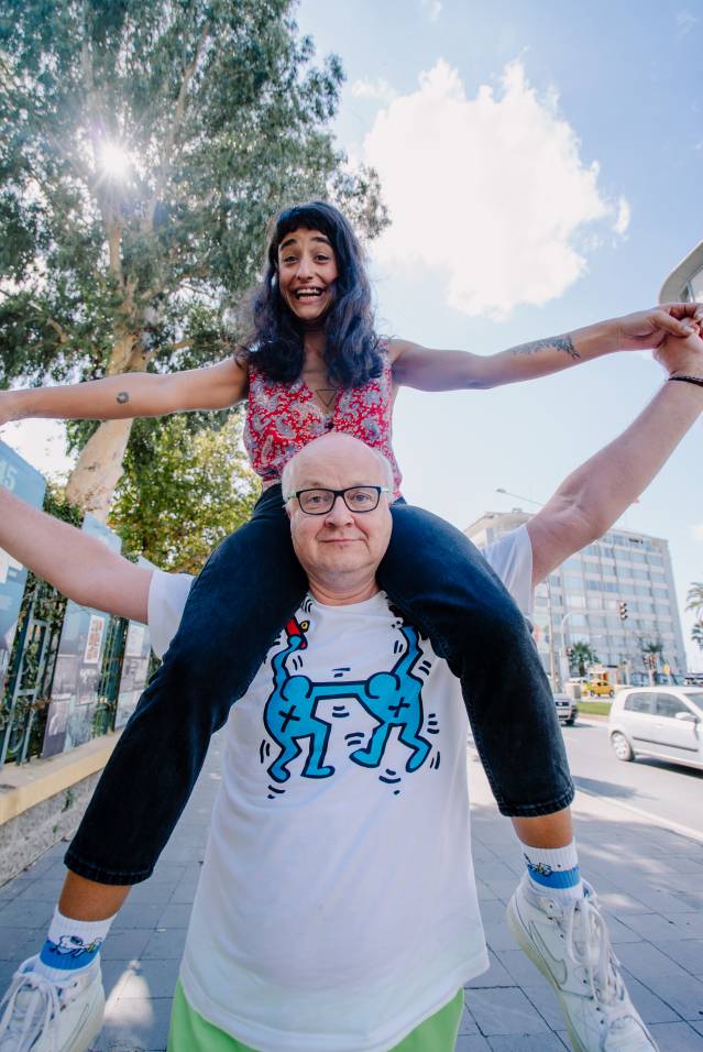 Cansu Çakar’la İzmir’de gündüz ve gece yürüyüşleri