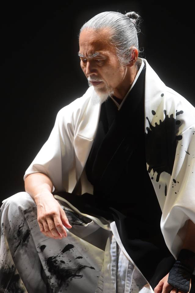 On soruluk sohbetler: Katsumi Sakakura