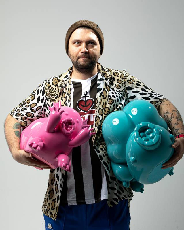 Heykelin ağır ve elit algısını kırmak