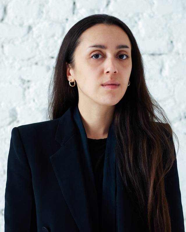 Focusing on alternative narratives