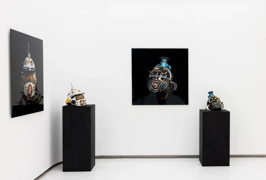 World Nowadays, Sergiden g&ouml;r&uuml;n&uuml;m